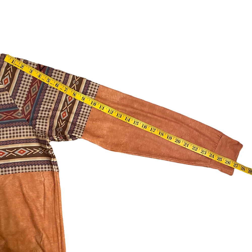 🆕 EXCLUSIVE  | SOUTHWESTERN CHECKERED SWEATSHIRT TOP  SZ L - Picture 13 of 15